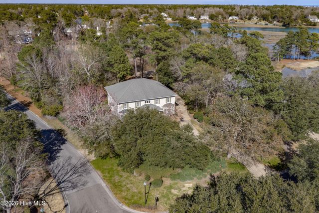 2201 Pinehurst Place, Wilmington, NC 28405