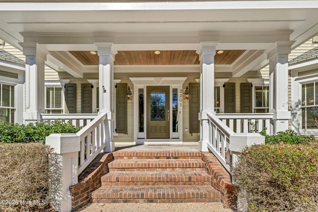 2201 Pinehurst Place, Wilmington, NC 28405