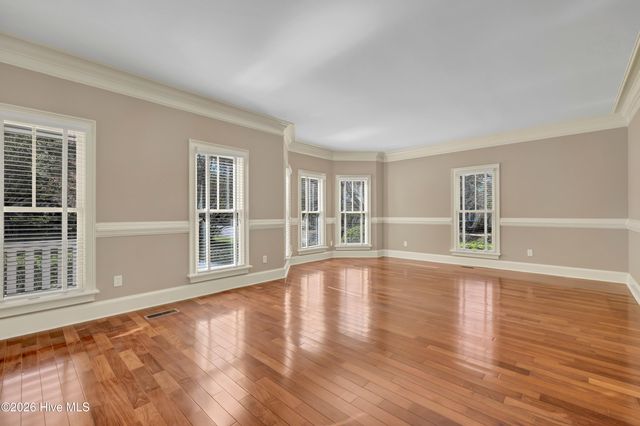 2201 Pinehurst Place, Wilmington, NC 28405