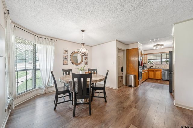 607 E Woodhaven St., White Oak, TX 75693