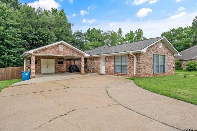 607 E Woodhaven St., White Oak, TX 75693