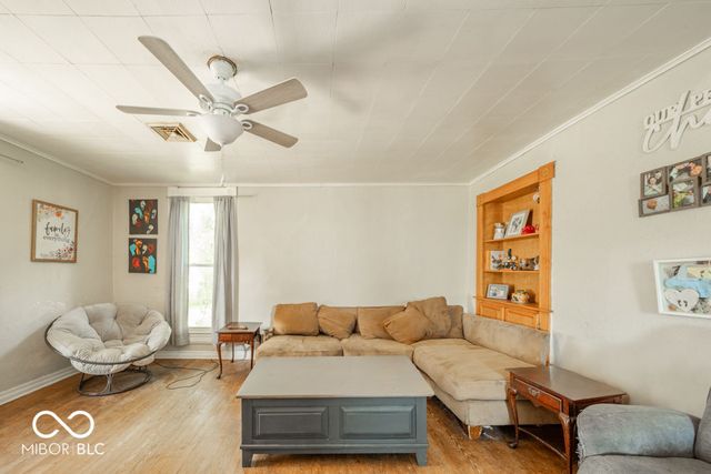 1405 N Harrison Street, Alexandria, IN 46001