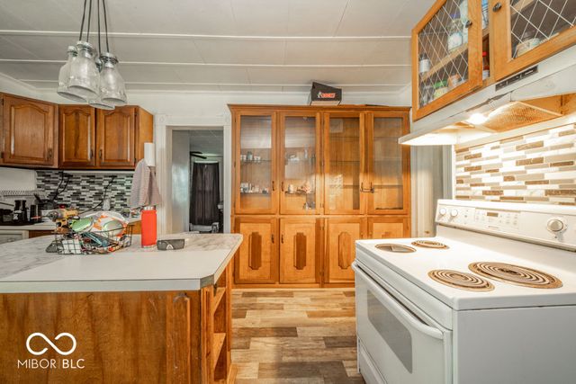 1405 N Harrison Street, Alexandria, IN 46001