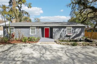 3905 WEST LAKE DRIVE, Seffner, FL 33584