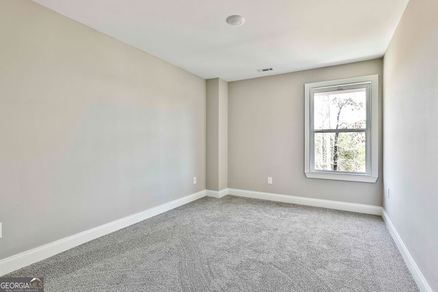 35 Oak Road, Locust Grove, GA 30248