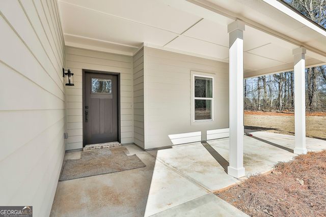 35 Oak Road, Locust Grove, GA 30248