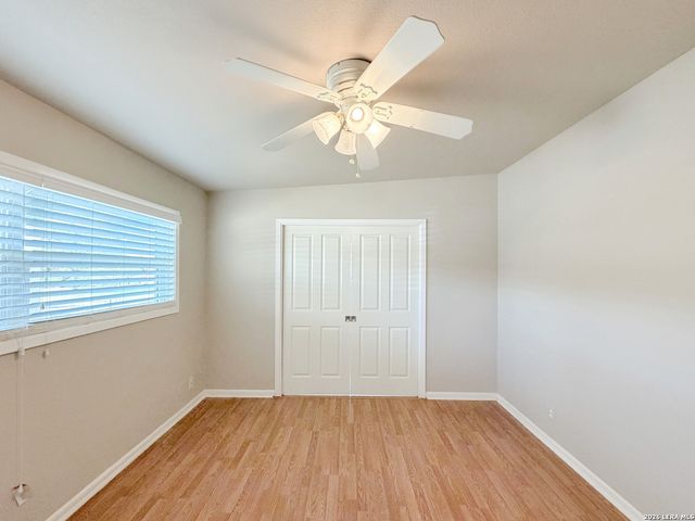 1210 Skyline, Canyon Lake, TX 78133