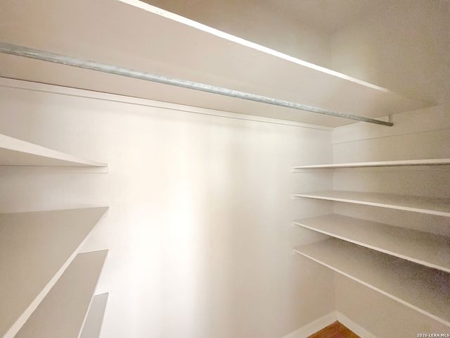 1210 Skyline, Canyon Lake, TX 78133