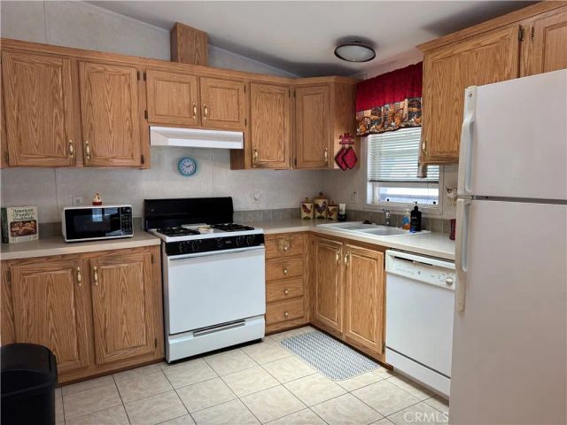 17261 Gothard 5, Huntington Beach, CA 92647
