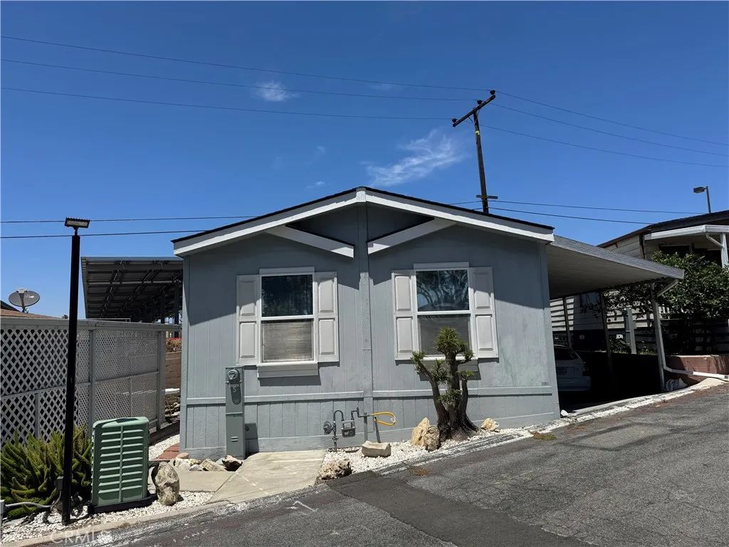 17261 Gothard 5, Huntington Beach, CA 92647