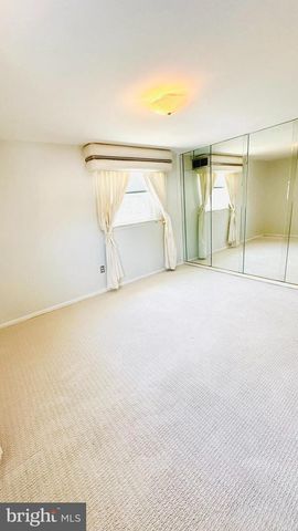 237 5TH AVE, Cherry Hill, NJ 08002