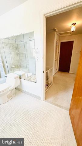 237 5TH AVE, Cherry Hill, NJ 08002