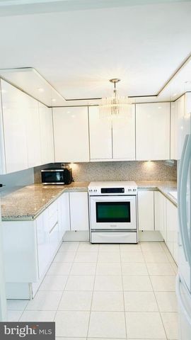 237 5TH AVE, Cherry Hill, NJ 08002