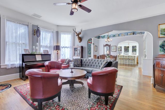 203 Prospect St, Nevada City, CA 95959