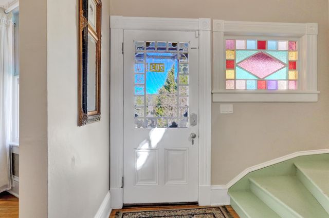 203 Prospect St, Nevada City, CA 95959