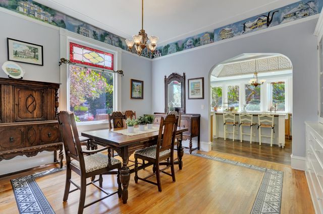 203 Prospect St, Nevada City, CA 95959