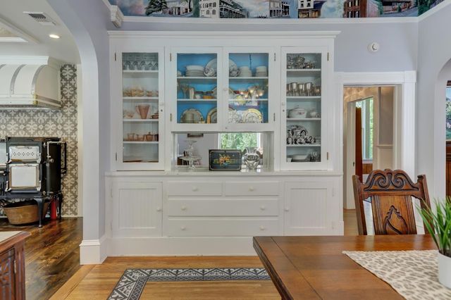 203 Prospect St, Nevada City, CA 95959