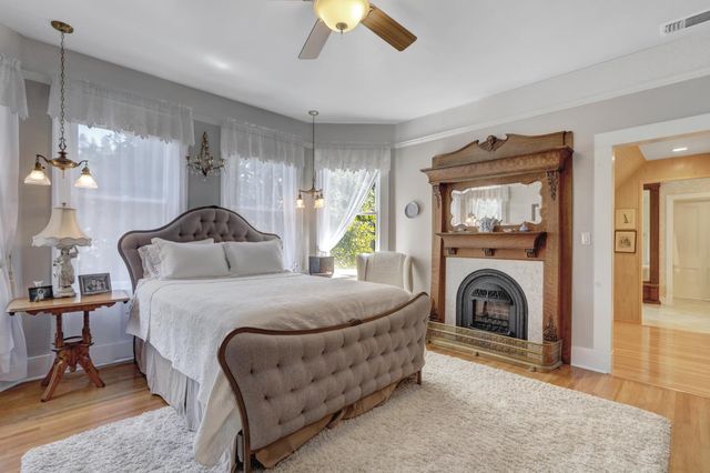 203 Prospect St, Nevada City, CA 95959