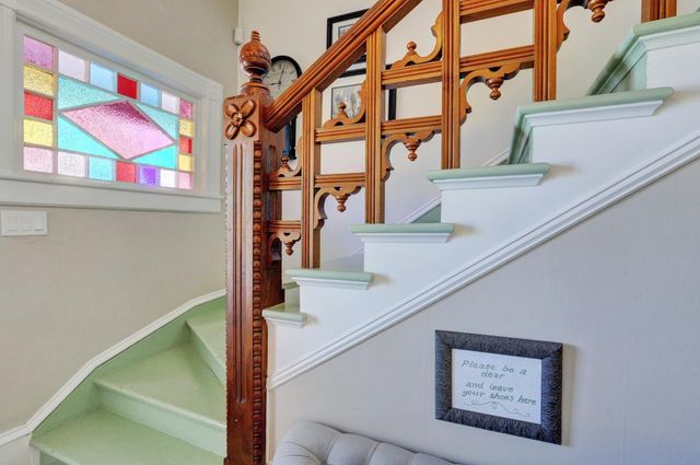 203 Prospect St, Nevada City, CA 95959