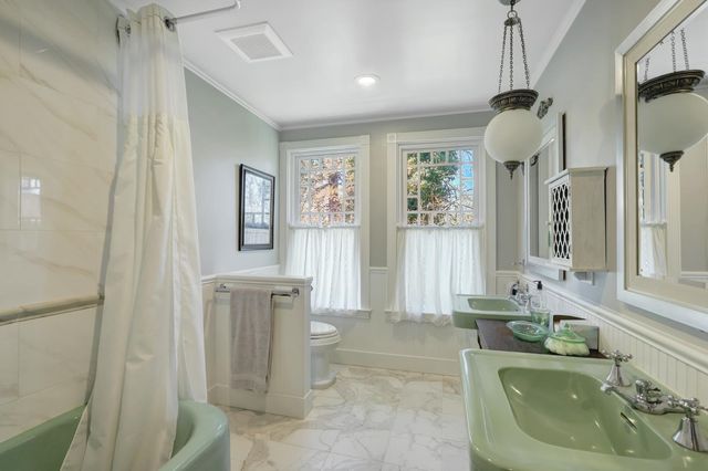 203 Prospect St, Nevada City, CA 95959