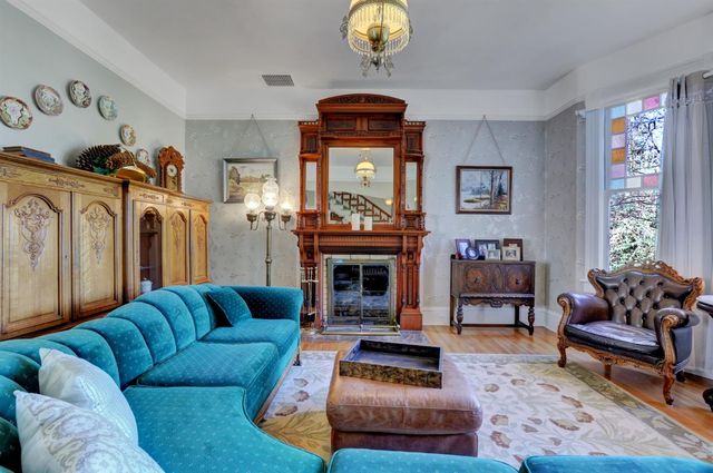 203 Prospect St, Nevada City, CA 95959