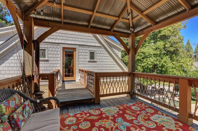 203 Prospect St, Nevada City, CA 95959