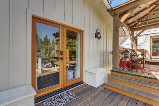 203 Prospect St, Nevada City, CA 95959