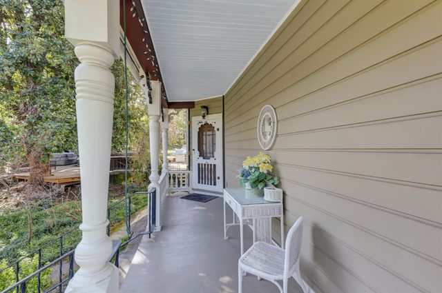 203 Prospect St, Nevada City, CA 95959