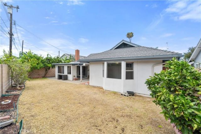 19532 Independence Lane, Huntington Beach, CA 92646