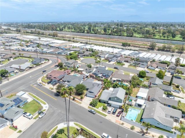 19532 Independence Lane, Huntington Beach, CA 92646