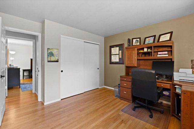 6196 N River Trail DRIVE, Milwaukee, WI 53225