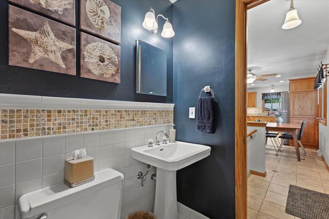 6196 N River Trail DRIVE, Milwaukee, WI 53225