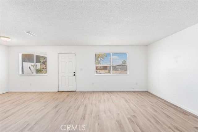 7616 Xavier Avenue, California City, CA 93505