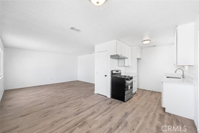 7616 Xavier Avenue, California City, CA 93505