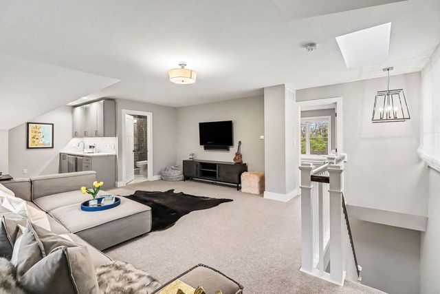 103 W Davis Avenue, Ann Arbor, MI 48103