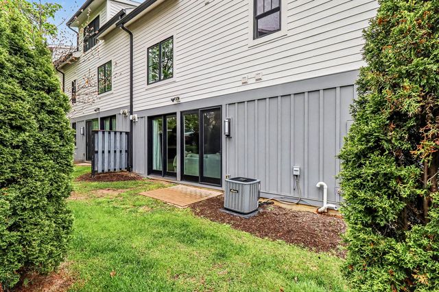 103 W Davis Avenue, Ann Arbor, MI 48103