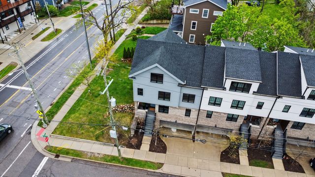 103 W Davis Avenue, Ann Arbor, MI 48103