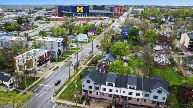 103 W Davis Avenue, Ann Arbor, MI 48103