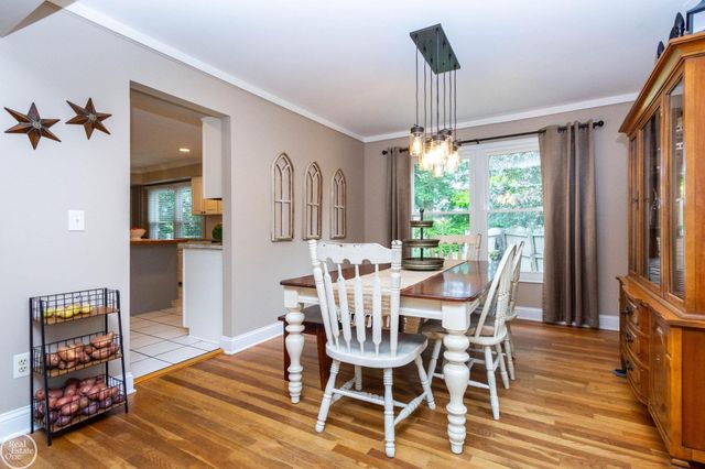 52203 Belle Arbor Drive, Shelby Twp, MI 48316