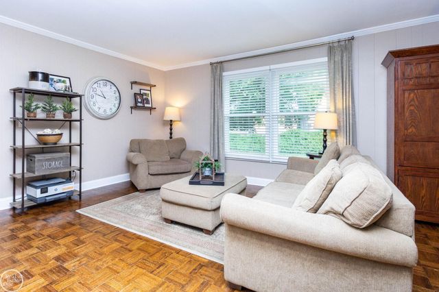 52203 Belle Arbor Drive, Shelby Twp, MI 48316