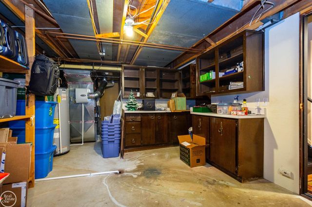 52203 Belle Arbor Drive, Shelby Twp, MI 48316