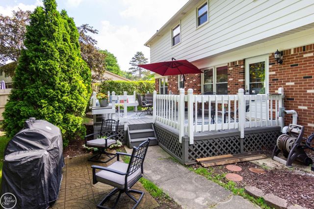 52203 Belle Arbor Drive, Shelby Twp, MI 48316