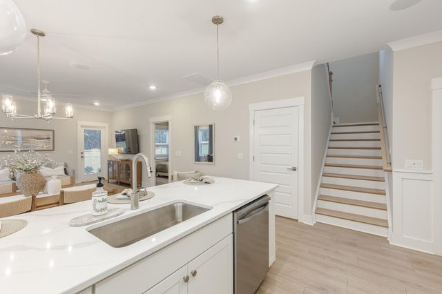 5008 Buggs Lane, Summerville, SC 29485