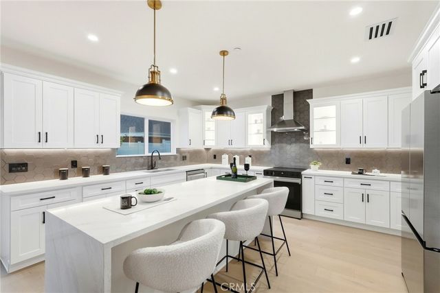 12917 El Dorado Ave, Sylmar, CA 91342