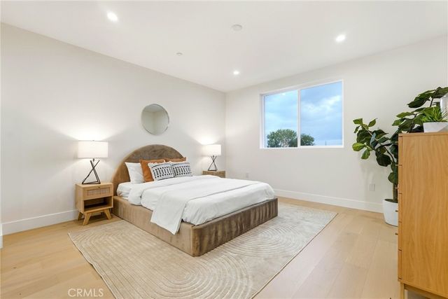 12917 El Dorado Ave, Sylmar, CA 91342