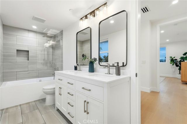 12917 El Dorado Ave, Sylmar, CA 91342