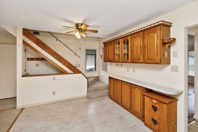 3433 Hillcrest Drive, Des Moines, IA 50310