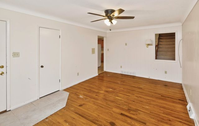 3433 Hillcrest Drive, Des Moines, IA 50310