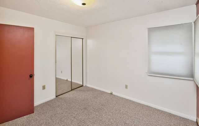 3433 Hillcrest Drive, Des Moines, IA 50310