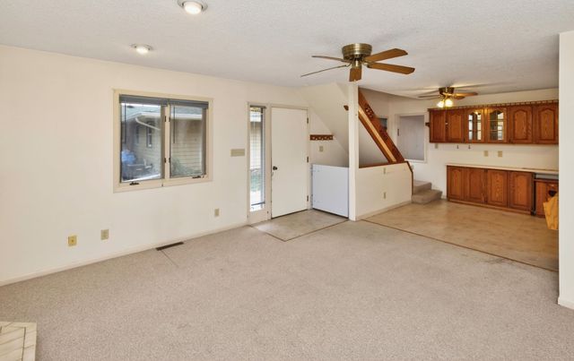 3433 Hillcrest Drive, Des Moines, IA 50310